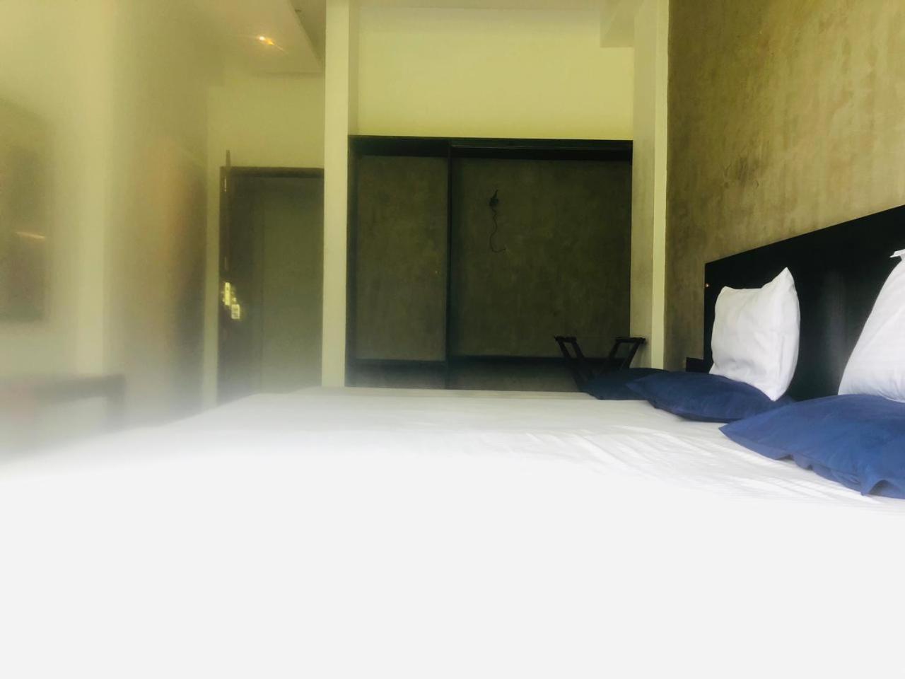 Summerside Residence Negombo Rum bild