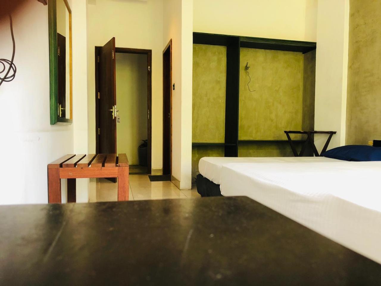 Summerside Residence Negombo Rum bild