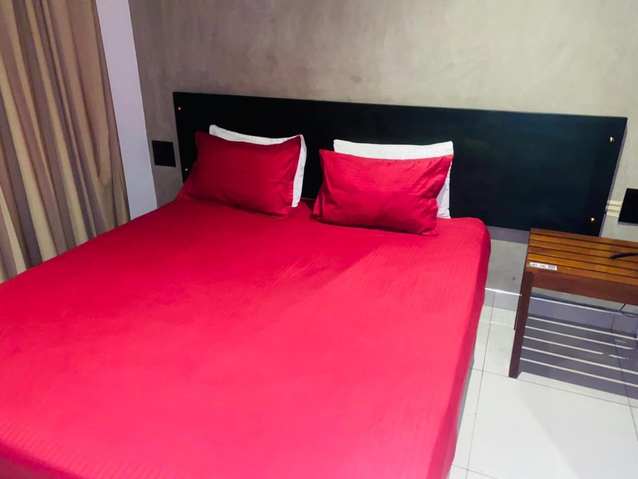 Summerside Residence Negombo Rum bild